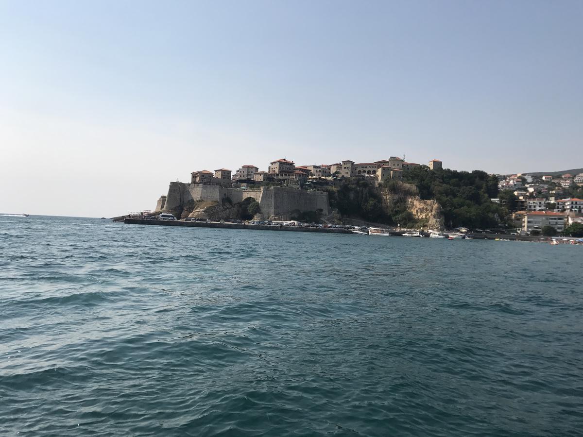 Hotel La Rosa Negra Ulcinj Extérieur photo